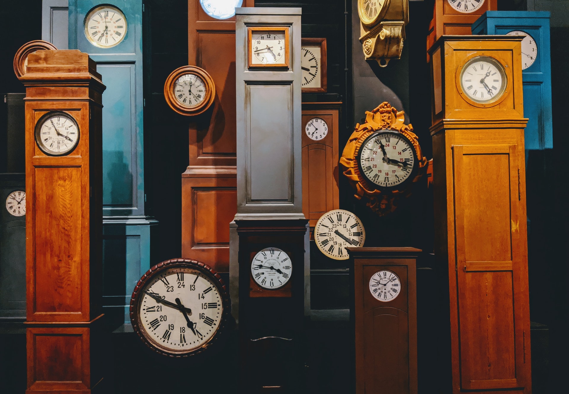 Clocks of different shapes and sizes